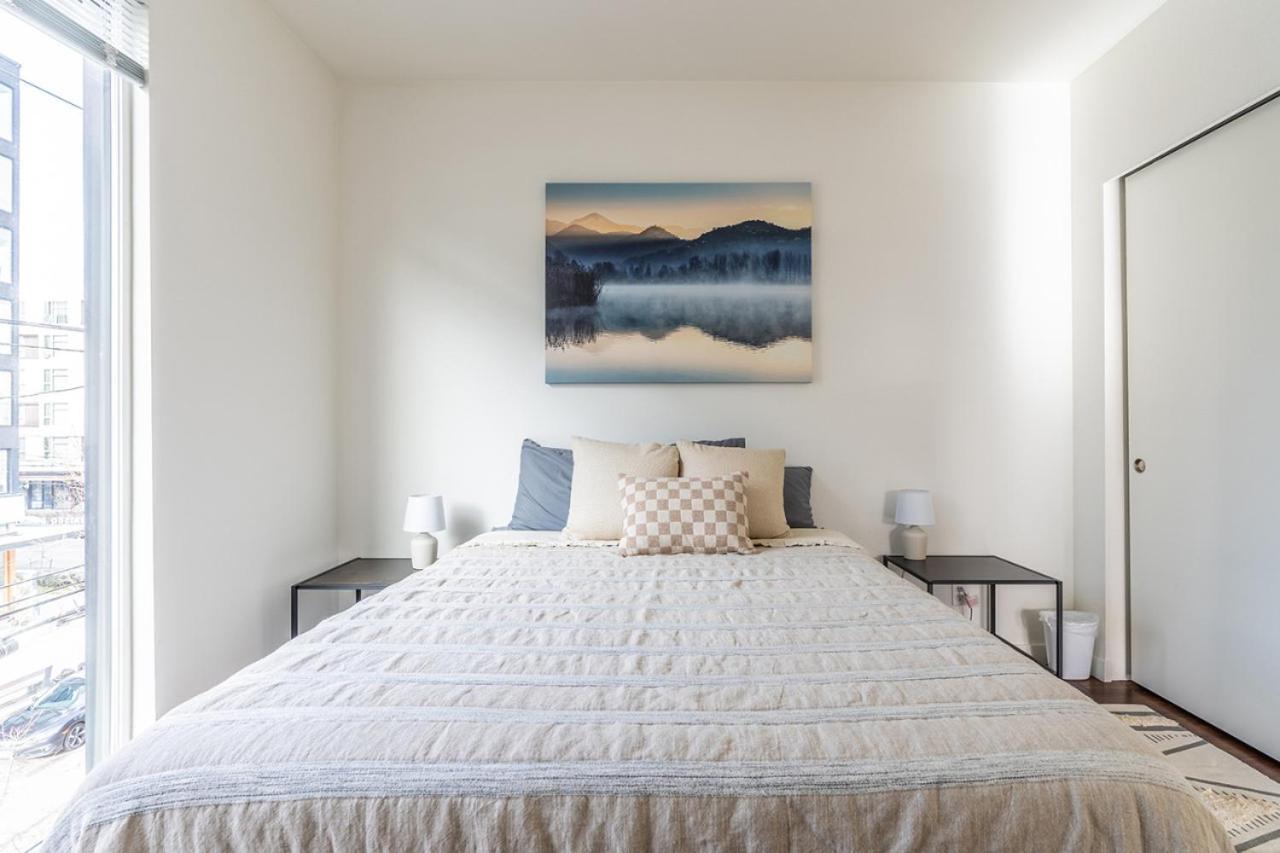Close Downtown Modern Apartment - Pet Friendly, Wifi, Rooftop Views ซีแอตเทิล ภายนอก รูปภาพ
