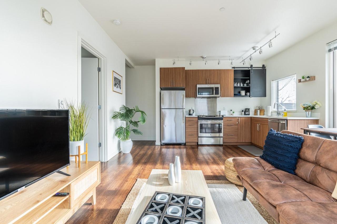 Close Downtown Modern Apartment - Pet Friendly, Wifi, Rooftop Views ซีแอตเทิล ภายนอก รูปภาพ